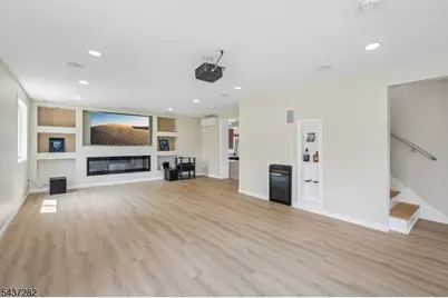 129 Owens Station Rd, Vernon, NJ 07418 - Photo 10