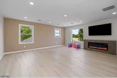 129 Owens Station Rd, Vernon, NJ 07418 - Photo 28