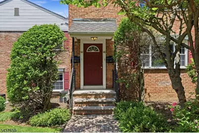67-75 New England Ave #69b, Summit, NJ 07901 - Photo 16