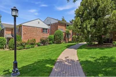 67-75 New England Ave #69b, Summit, NJ 07901 - Photo 18
