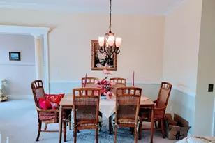 40 Schmidt Cir, Watchung, NJ 07069 - Photo 2