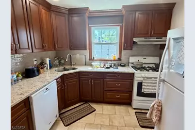 125 McKinley Ave, Lodi, NJ 07644 - Photo 8