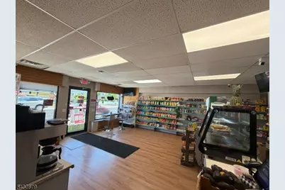 319 Bound Brook Rd, Middlesex, NJ 08846 - Photo 4