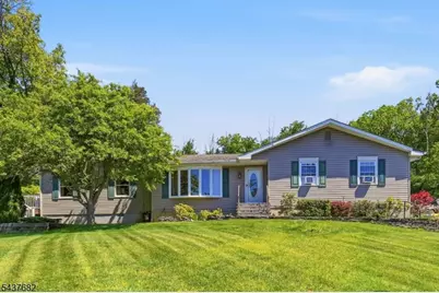 278 Decker Pond Rd, Green Township, NJ 07821 - Photo 2