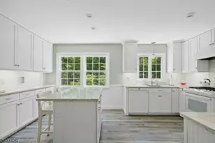 4 Ashley Ct, Morris Township, NJ 07960 - Photo 10