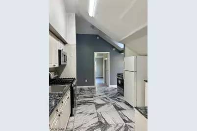 8 Station Rd #B, Denville, NJ 07834 - Photo 4