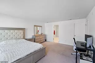 215 Park Ln, Dunellen, NJ 08812 - Photo 22