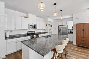 215 Park Ln, Dunellen, NJ 08812 - Photo 12