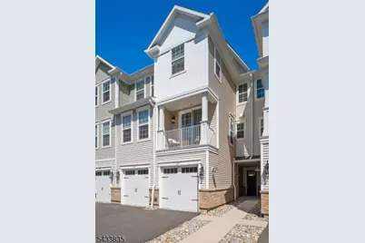 215 Park Ln, Dunellen, NJ 08812 - Photo 2