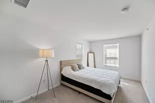 215 Park Ln, Dunellen, NJ 08812 - Photo 16