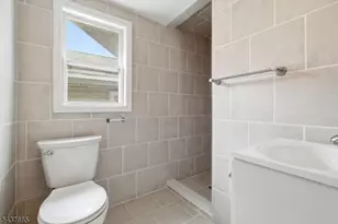 30 W Somerset St, Raritan, NJ 08869 - Photo 18