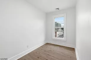 30 W Somerset St, Raritan, NJ 08869 - Photo 16