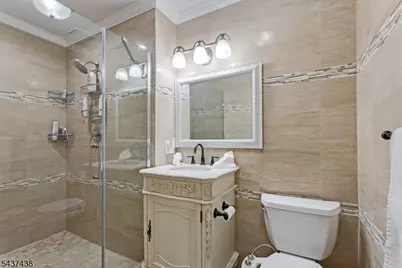 22 Averell Dr, Parsippany, NJ 07950 - Photo 24