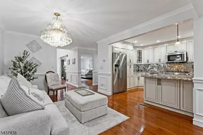 22 Averell Dr, Parsippany, NJ 07950 - Photo 12