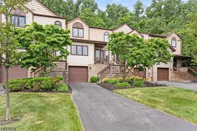 22 Averell Dr, Parsippany, NJ 07950 - Photo 28
