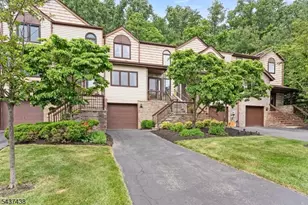 22 Averell Dr, Parsippany, NJ 07950 - Photo 28