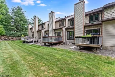 22 Averell Dr, Parsippany, NJ 07950 - Photo 30