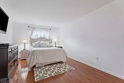 22 Averell Dr, Parsippany, NJ 07950 - Photo 24