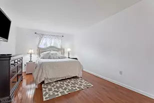 22 Averell Dr, Parsippany, NJ 07950 - Photo 24