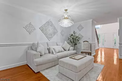 22 Averell Dr, Parsippany, NJ 07950 - Photo 14