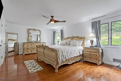 22 Averell Dr, Parsippany, NJ 07950 - Photo 22