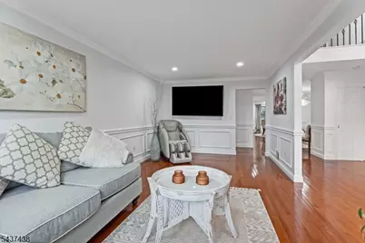 22 Averell Dr, Parsippany, NJ 07950 - Photo 16