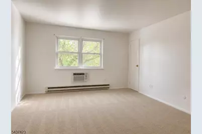 807 Eves Dr 3Q, Hillsborough Township, NJ 08844 - Photo 6