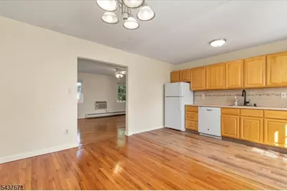 11B W Roselle Ave #B, Roselle Park, NJ 07204 - Photo 12