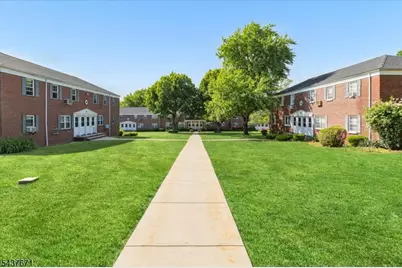 11B W Roselle Ave #B, Roselle Park, NJ 07204 - Photo 2