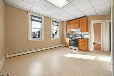 74 Plauderville Ave #3, Garfield, NJ 07026 - Photo 8