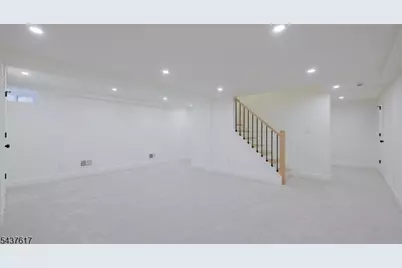 196 Vinton Cir, Fanwood, NJ 07023 - Photo 38