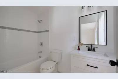 196 Vinton Cir, Fanwood, NJ 07023 - Photo 32