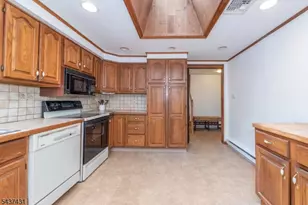20 Wanaque Rd, West Milford, NJ 07421 - Photo 10