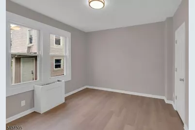 620 Pennsylvania Ave, Elizabeth, NJ 07201 - Photo 16