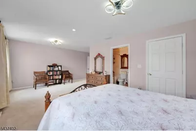 286 Summerhill Dr, Parsippany, NJ 07950 - Photo 18