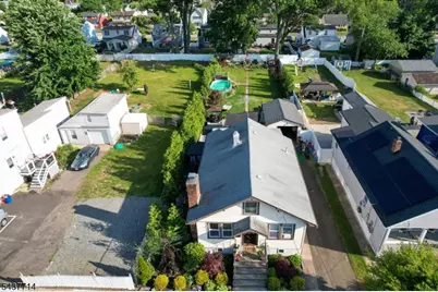18 Parker Ave, Hawthorne, NJ 07506 - Photo 4