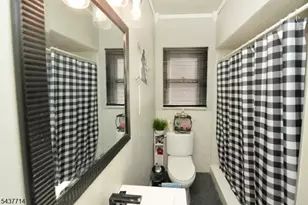 18 Parker Ave, Hawthorne, NJ 07506 - Photo 16
