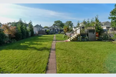 18 Parker Ave, Hawthorne, NJ 07506 - Photo 26