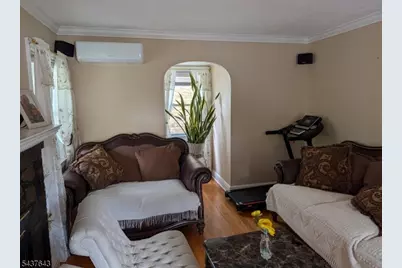 134 E Curtis St, Linden, NJ 07036 - Photo 22