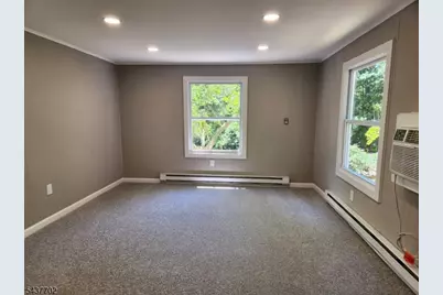 1 Watergate Dr, High Bridge, NJ 08829 - Photo 10
