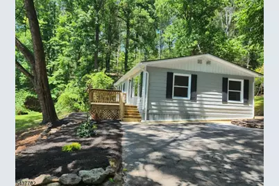 1 Watergate Dr, High Bridge, NJ 08829 - Photo 1