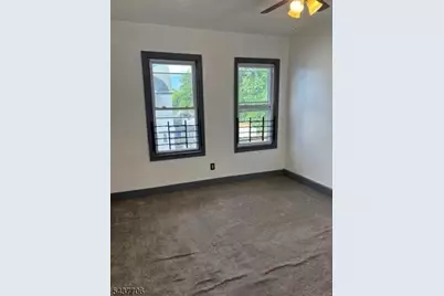 164 Springdale Ave, East Orange, NJ 07017 - Photo 8