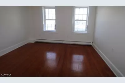 160-164 New York Ave #2, Newark, NJ 07105 - Photo 16