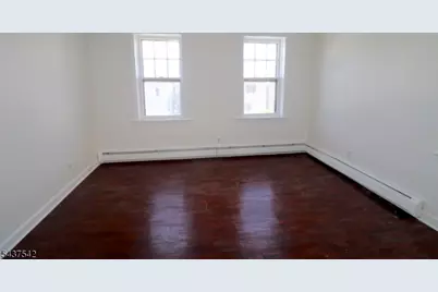 160-164 New York Ave #3, Newark, NJ 07105 - Photo 6