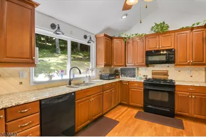 80 Bald Eagle Rd, Allamuchy Township, NJ 07840 - Photo 10