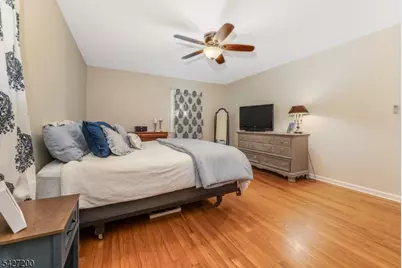 23 Country Hill Rd, Clinton Township, NJ 08833 - Photo 18