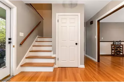 23 Country Hill Rd, Clinton Township, NJ 08833 - Photo 6