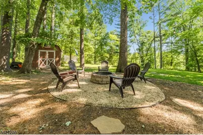 23 Country Hill Rd, Clinton Township, NJ 08833 - Photo 28