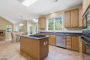 6 Janet Dr, Washington Township, NJ 07853 - Photo 8