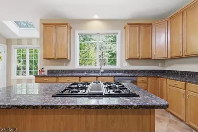 6 Janet Dr, Washington Township, NJ 07853 - Photo 6